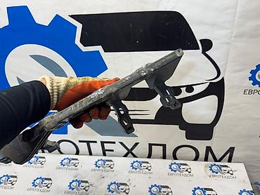 Другие детали кузова: Кронштейн подножки прав. Daf XF 460 2015 Контрактный из Германии, в — 8