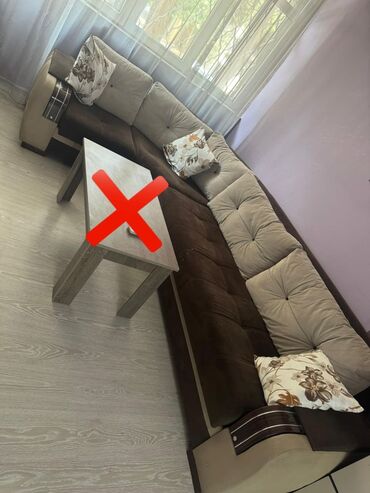 Qonaq otağı dəstləri: Künc divan, İşlənmiş, Açılan