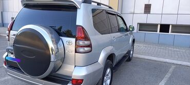 işlənmiş oturacaqlar: Toyota Land Cruiser Prado: 4 l | 2003 il Ofrouder/SUV