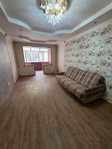 3 кв: 1 комната, 32 м², 104 серия, 3 этаж, Косметический ремонт — 1