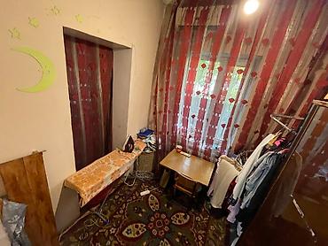 Продажа коттеджей и домов: Продаётся уютный и тёплый дом в самом сердце Бишкека! ЦУМ / ГУМ — — 17