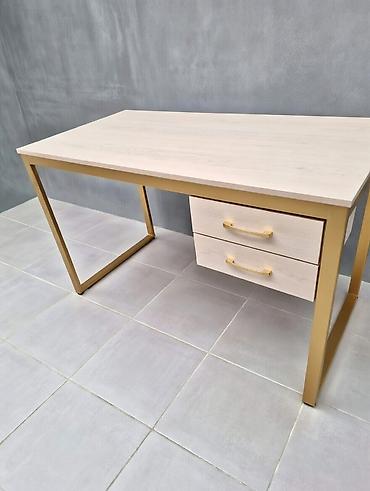 Компьютерные столы: Письменный/рабочий стол в современном стиле лофт. - Размеры: длина — 4