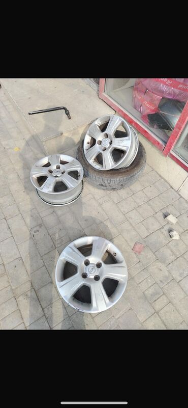 opel suret qutusu: İşlənmiş Disk Opel R 15, 4 Boltlu