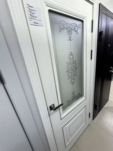 меж комнаты двери: Doors with glass
