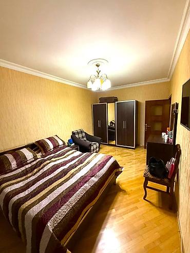 heftede 3gun evde xadime isi: Bakı, 4 otaqlı, Köhnə tikili, m. Əhmədli, 110 kv. m — 6