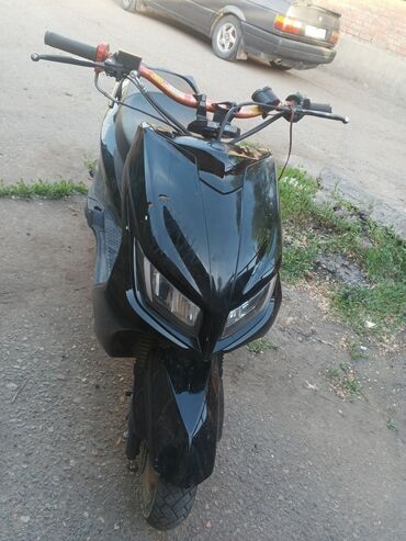 Скутеры: Продаю скутер м8 150 куб