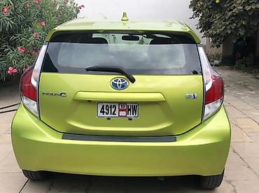 qadin masini: Toyota Prius: 1.5 l | 2015 il Hetçbek — 6
