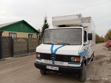 мерс сапок сатылат: Жеңил жүк ташуучу унаа, Mercedes-Benz, Стандарт, 3 т, Колдонулган