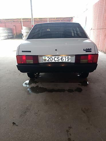scooter satilik: Lada Samara sedan – ağ rəng, 4 qapı, arxa ötürücülü. - Salon: qara — 10