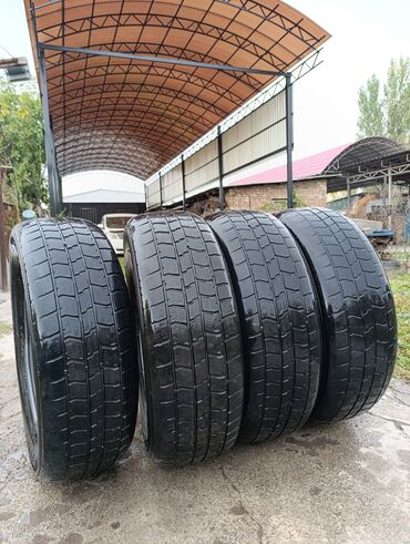 Бетонные работы: Шины 225 / 60 / R 17, Всесезонная, Б/у, Комплект, GoodYear