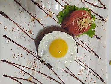 Повара: Ющю работу . Повар универсал.Стаж имеется.
С ежедневным расчётом — 12