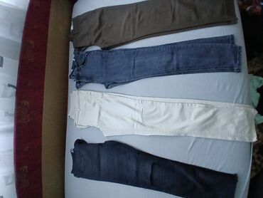 farmerke zenske iscepane: 2XS (EU 32), Normalan struk, Drugi kroj pantalona