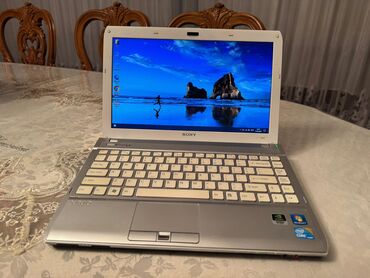 sahibinden laptop: İşlənmiş Sony, 13.3 ", Intel Core i5, 512 GB, Ünvandan götürmə