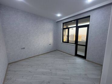 Uzunmüddətli kirayə mənzillər: Nizami Rayonu Neftçilər Metrosu Xəzər Univeristeti 3 otaq (BOŞ) — 3