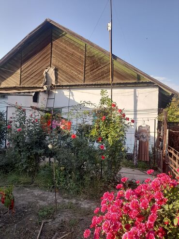 домики в горах бишкек: 68 м², 4 комнаты, Требуется ремонт Без мебели