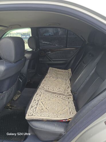 Mercedes-Benz: Mercedes-Benz E-Class: 2002 г., 3.2 л, Типтроник, Бензин, Седан — 11