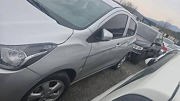 Chevrolet: Chevrolet Spark: 2017 г., Бензин — 9