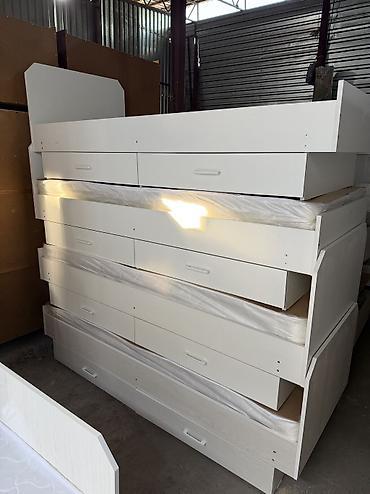 bunk bed: Односпальная кровать, Новый, С ящиком для хранения, длина - 190 см — 10
