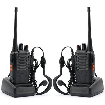 Audio: Baofeng iki ədəd portativ VHF/UHF FM radiostansiya dəsti