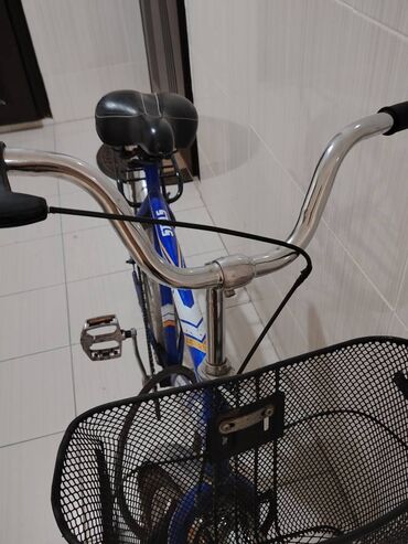 qaçış velosipedi: Stels velo demək olar ki yenidi çox az istifadə olunub aylardı ki