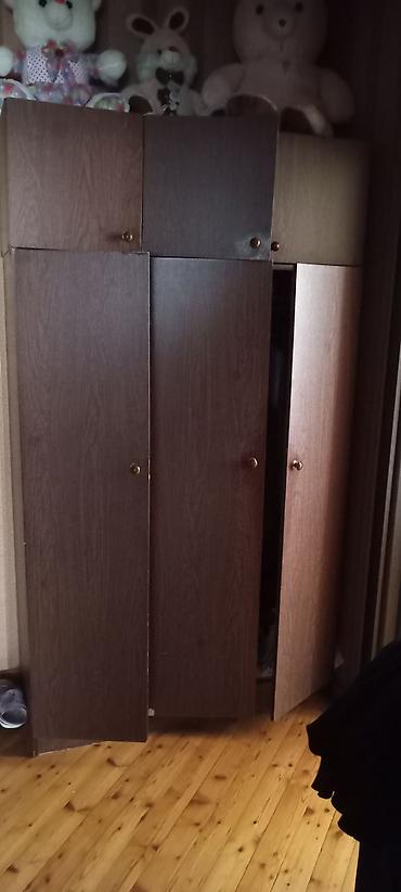 Mebel: İşlənmiş, 6 qapı, Qəhvəyi, Taxta, Açılan, Düz dolab — 1
