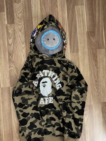 Ложки: BAPE (A Bathing Ape) kapüşonlu svitşört – Shark Hoodie - Dizayn