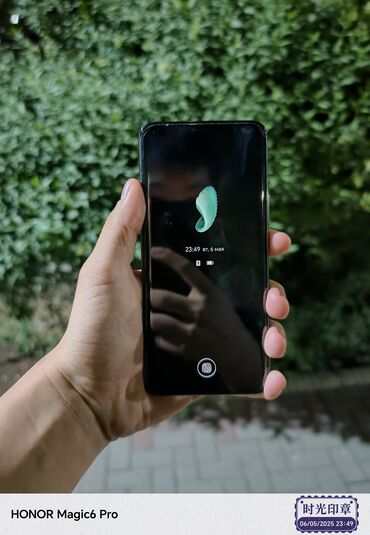 смартфон с кнопками: Honor Magic 5 Pro, Колдонулган, 256 ГБ, түсү - Кара, 2 SIM