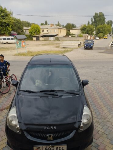 авто расрочку бишкек: Honda Jazz: 2005 г., 1.5 л, Вариатор, Бензин, Хетчбек