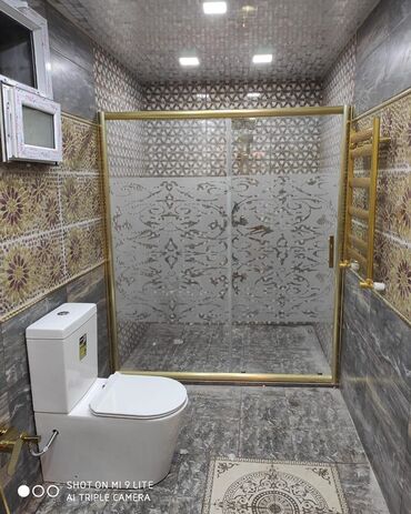 Duş kabinaları, arakəsmələr: Yeni Üstü açıq kabina, Künc üçün, Pulsuz çatdırılma — 28