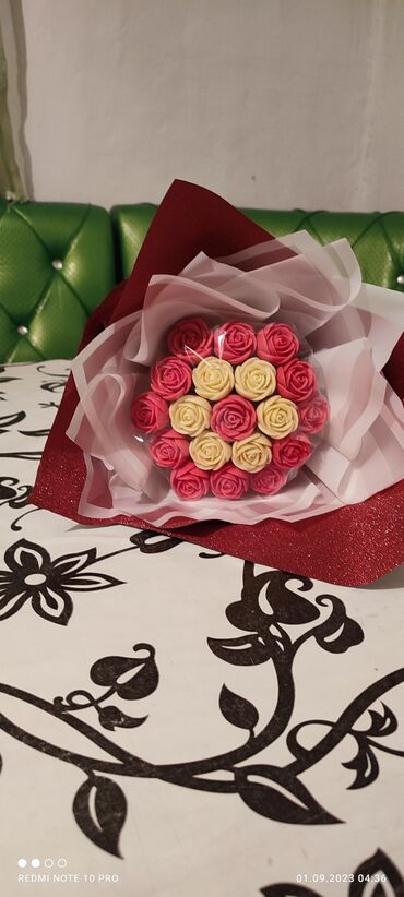 комнатные розы: Принимаю заказы на день учителя,Букет из Бельгийского шоколада. инста