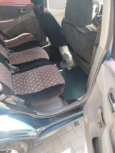 almera: Nissan Almera Tino: 2001 г., 1.8 л, Механика, Бензин, Хэтчбэк — 3