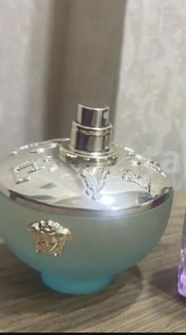 Versace “Dylan Blue Pour Femme” tualet suyu (EDT/EDP flakon şəkli)