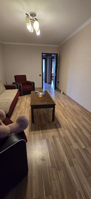 Günlük kirayə mənzillər: 3 otaqlı — 11