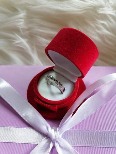 Prstenje: Cena 1200din — 27