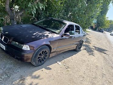 лак авто: BMW 3 series: 1992 г., Механика, Бензин, Седан — 6