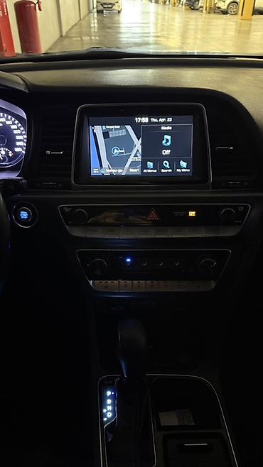 Hyundai: Hyundai Sonata: 2018 г., 2 л, Автомат, Газ, Седан — 9