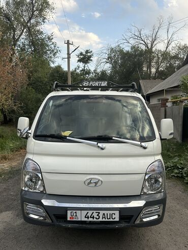 Легкий грузовой транспорт: Легкий грузовик, Hyundai, Стандарт, 3 т, Б/у