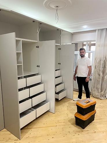 Sifarişlə dolablar: Düz dolab, Yataq otağı üçün, Paltar üçün, Açılan, Korpuslu, 5 qapı — 7