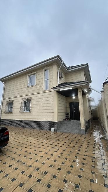 Продажа коттеджей и домов: Ак-ордо 3 конушунан Жаны салынган 220кв/м2 6 болмодон турган 2 этаж уй — 18