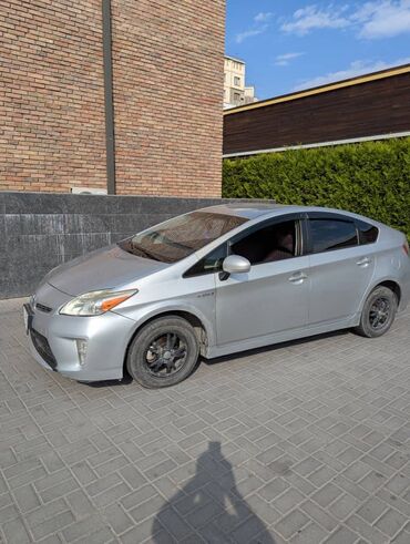 Toyota: Toyota Prius: 2013 г., 1.8 л, Вариатор, Гибрид, Хэтчбэк