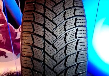 Шины: Шины 275 / 40 / R 19, Зима, Новый, Комплект, Легковые, Германия, Michelin