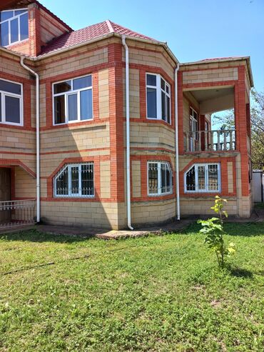Həyət evləri və villaların satışı: 6 otaqlı, 56 kv. m, Yeni təmirli — 2