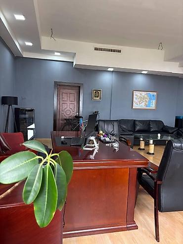 взять офис в аренду: İcarəyə verilir 3 otaqlı ofis 320 m², Şah İsmayıl Xətai m. Daha 7 — 3