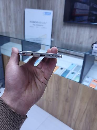 samsung nx: Samsung Galaxy S10+ (SM-G975) - Память: 512 ГБ встроенной (на экране — 5