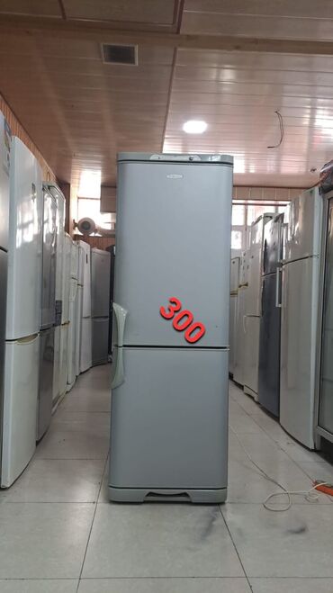 Ət çəkən maşınlar: İşlənmiş 2 qapılı Beko Soyuducu Satılır