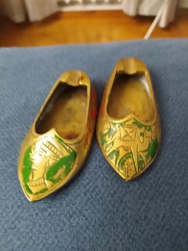 Антиквариат: Башмаки-пепельницы(латунь ) .антиквар.окончательно, смотреть все — 17