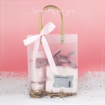 подарки на 8 марта бишкек: Подарок для девушек бархатное полотенце кораллового цвета +коробка