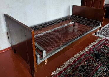 Çarpayılar: İşlənmiş, Təknəfərlik çarpayı, Bazasız, Matrassız, Siyirməsiz, Azərbaycan