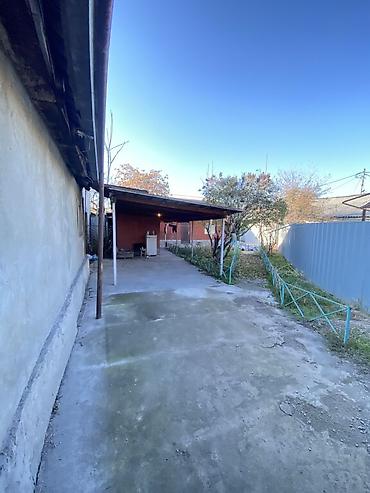 Продажа коттеджей и домов: 🏡 Продается частный дом с месячным доходом 📍 Адрес: г. Бишкек, Гоин — 20