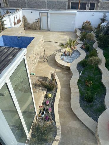 Uzunmüddətli kirayə mənzillər: Xəzər rayonu, Mərdəkan qəsəbəsinda, Dəniz yolundan 400 metr aralıda, 4 — 12